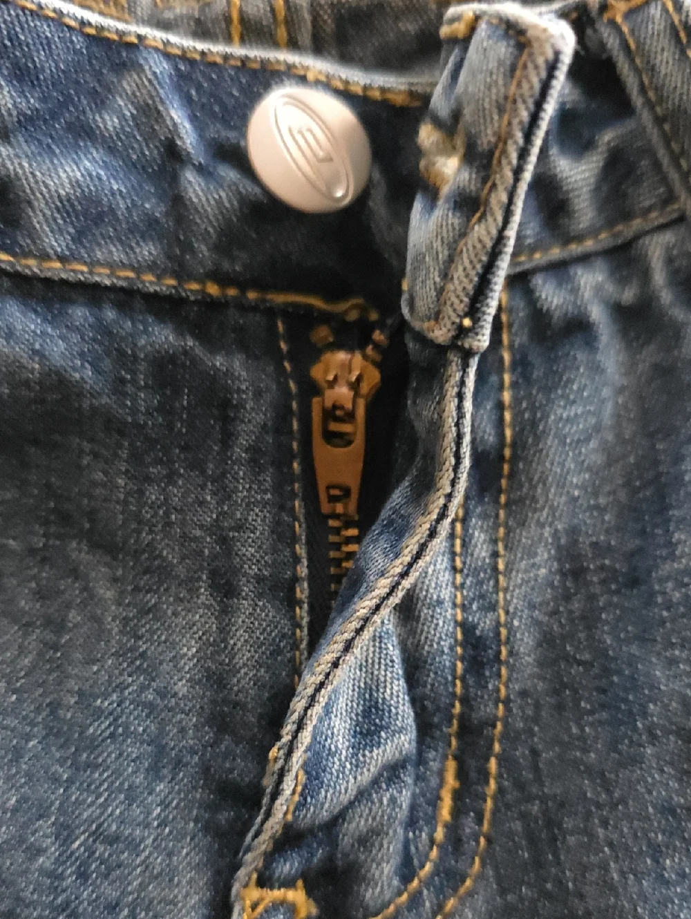 Y2K VTG Capris Bongo Size 3 - Picture 6 of 6